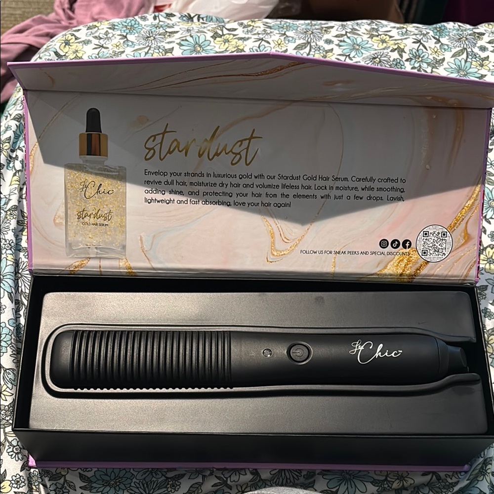 Chic Black Hair Styling Tool